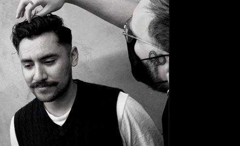 thom. - Men’s Salon / Barbershop