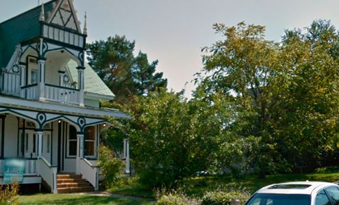 Ginsberg Gingras 726 Rue de la Madone Bureau 3, Mont-Laurier Quebec J9L 1T3