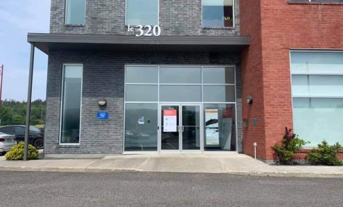 April Richard Services Financiers