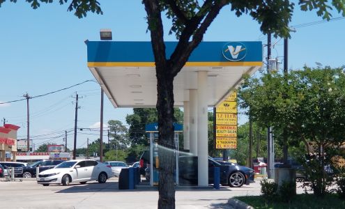 Valero Corner Store 920