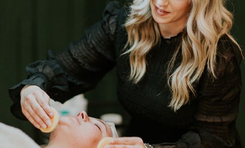 Sunshine Aesthetics LLC 10 Chestnut Dr suite l, Bedford New Hampshire 03110