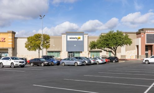 Salons by JC Alamo Quarry Market