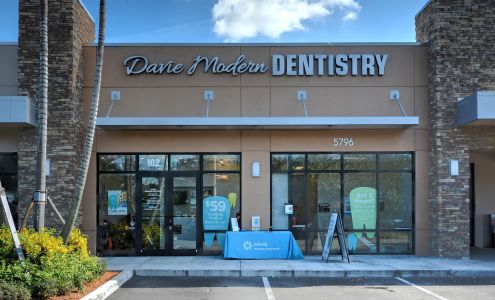 Davie Modern Dentistry 5796 S University Dr Ste 102, Davie Florida 33328