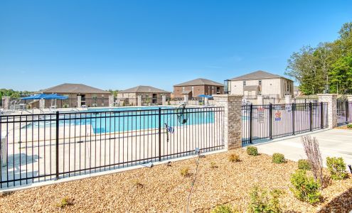 Deerfield Crossing Apartments
