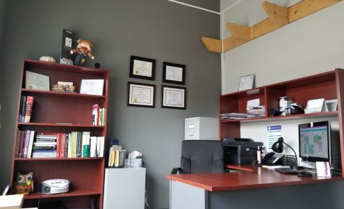 Takhina Therapeutics 113a Platinum Rd, Whitehorse Yukon Y1A 5M3