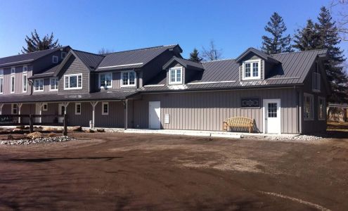 The Grand Salon 95 W River Rd, Paris Ontario N3L 3E2