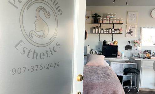 Dollface Lash & Beauty Co.