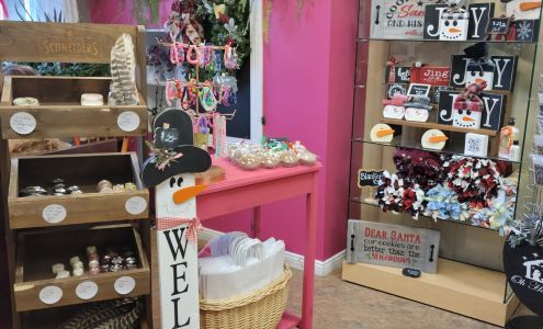 Studio 4 Hair & Esthetics 16 Main St S, Alexandria Ontario K0C 1Y0