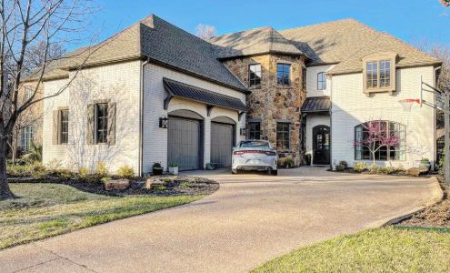 Sharp Seamless Gutters 140 Classic Country Ct, Springtown Texas 76082