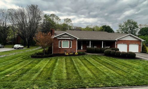 Tennessee Stripes Lawn Care 910 Co Rd 48, Calhoun Tennessee 37309