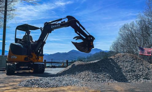 Boone’s Equipment Rental and Landscaping Burnsville