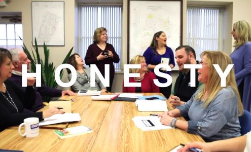 Melinda Feaster - Broker / Owner / Realtor 207 Hibbs Dr, Bedford Pennsylvania 15522