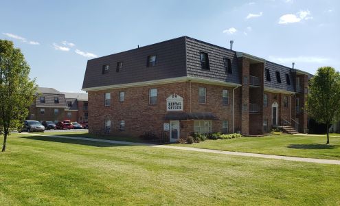 Summit Square Apartments