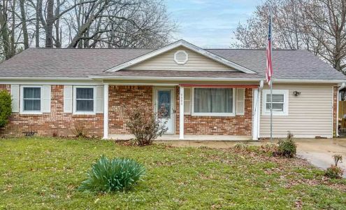 Jennifer Delong, Realtor at NextHome BHB Property Advisors