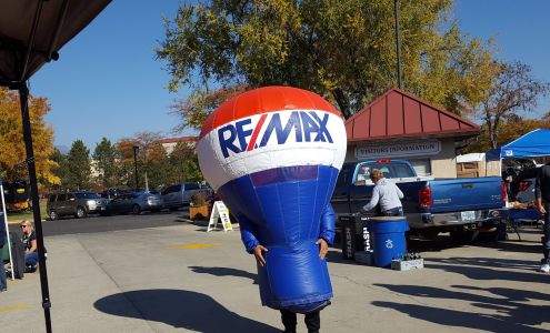 Re/Max Real Estate Team