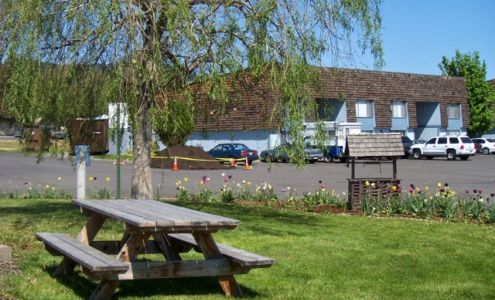 Cimmaron Manor Apartments