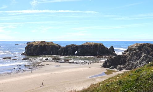 Exclusive Property Management 1212 Alabama Ave SE #14, Bandon Oregon 97411