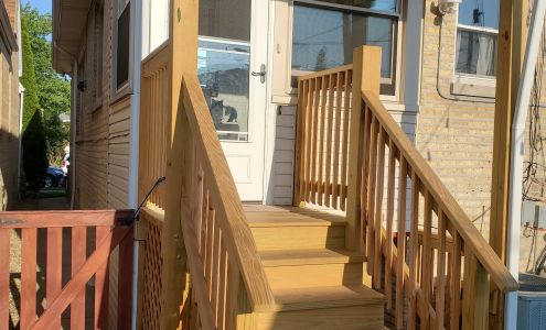 Chicagoland Deck Cleaning & Sealing