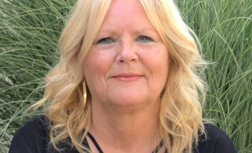 Collins Realty & Auctions LLC