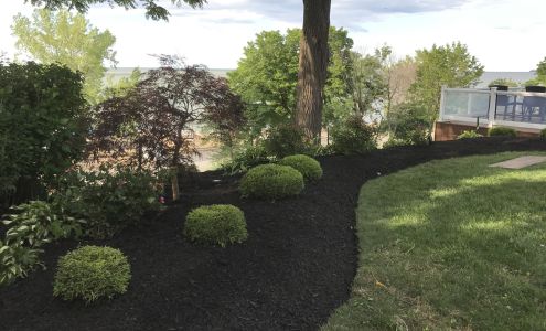 Johnson's Lawncare, LLC