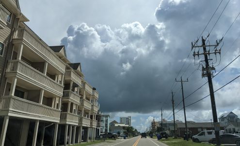 Beachy Clean 807-1 Kenneth Ave, Carolina Beach North Carolina 28428