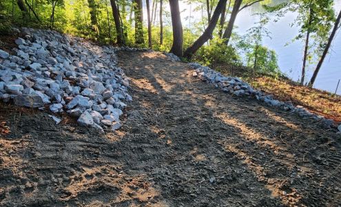 Travis Hauling & Grading LLC 354 3rd Ave SE, Catawba North Carolina 28609