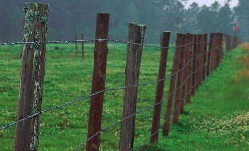 Reliable Fence Mount Ulla