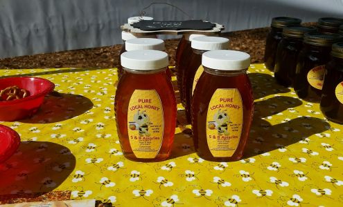 S and B Apiaries LLC Elmore