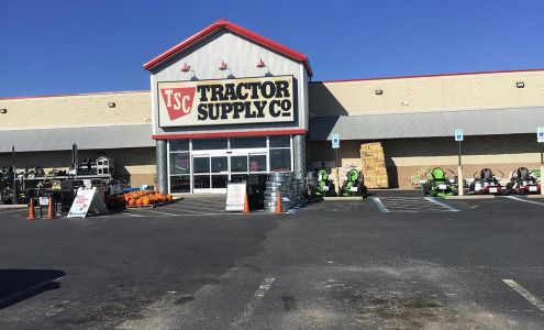 Tractor Supply Stuttgart