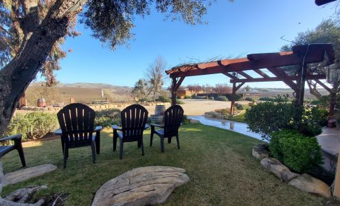 Four Sisters Ranch Vineyards & Winery San Miguel