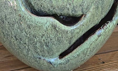 Rainbow Cleaners And Consignment