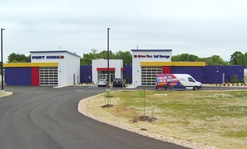 Happy's Outdoor Flea market