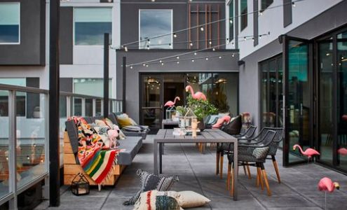 Moxy Denver Cherry Creek