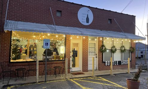 Hoopers Creek Wine Market