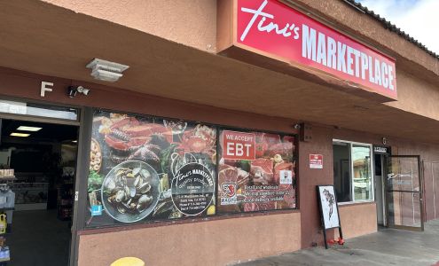 Tini’s marketplace