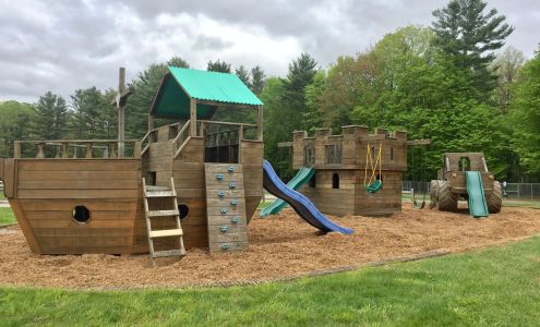 Kampfires Campground, Inn & Entertainment Dummerston