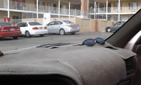 Economy Inn & Suites