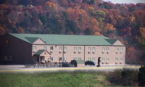 Booneslick Lodge Pineville