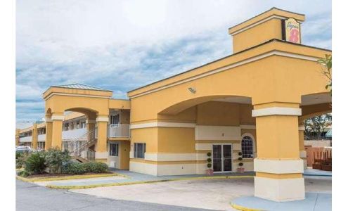 Super 8 by Wyndham Baton Rouge/I-10