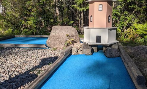 Pier 77 Mini-Golf Tower