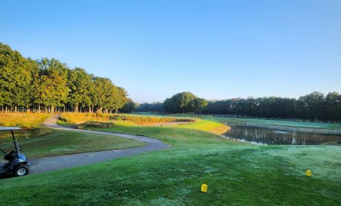 White Oaks Country Club Newfield