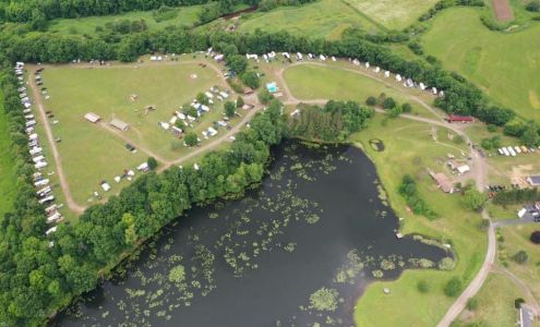 Crazy Acres Campground at Beaver Spring Lake Davenport