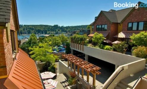 The Eagle Harbor Inn a Boutique Hotel