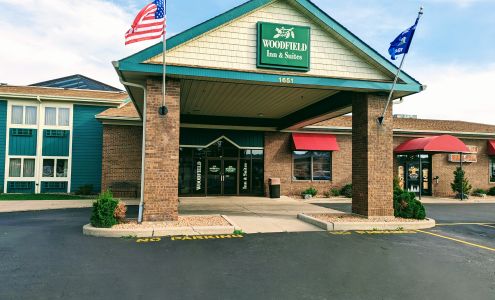 Woodfield Inn & Suites