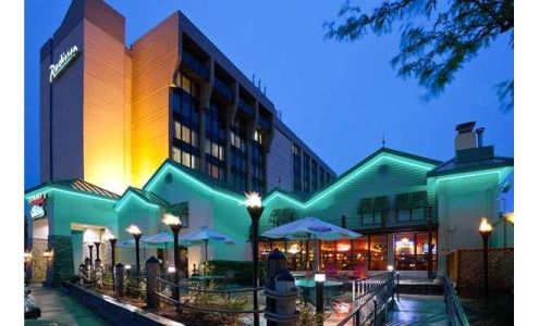 Radisson Hotel Milwaukee West