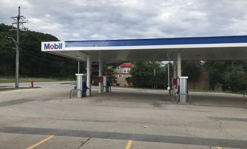 Mobil Willow Springs