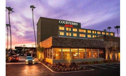 Courtyard Los Angeles Woodland Hills