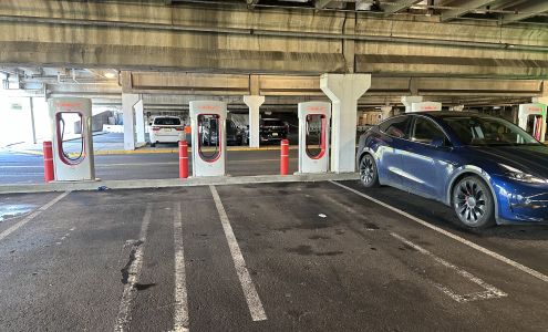 Tesla Supercharger