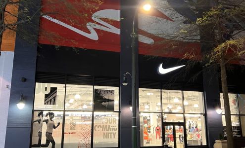 Nike Unite - Silver Spring