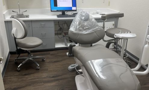 Dentistry of East Colonial